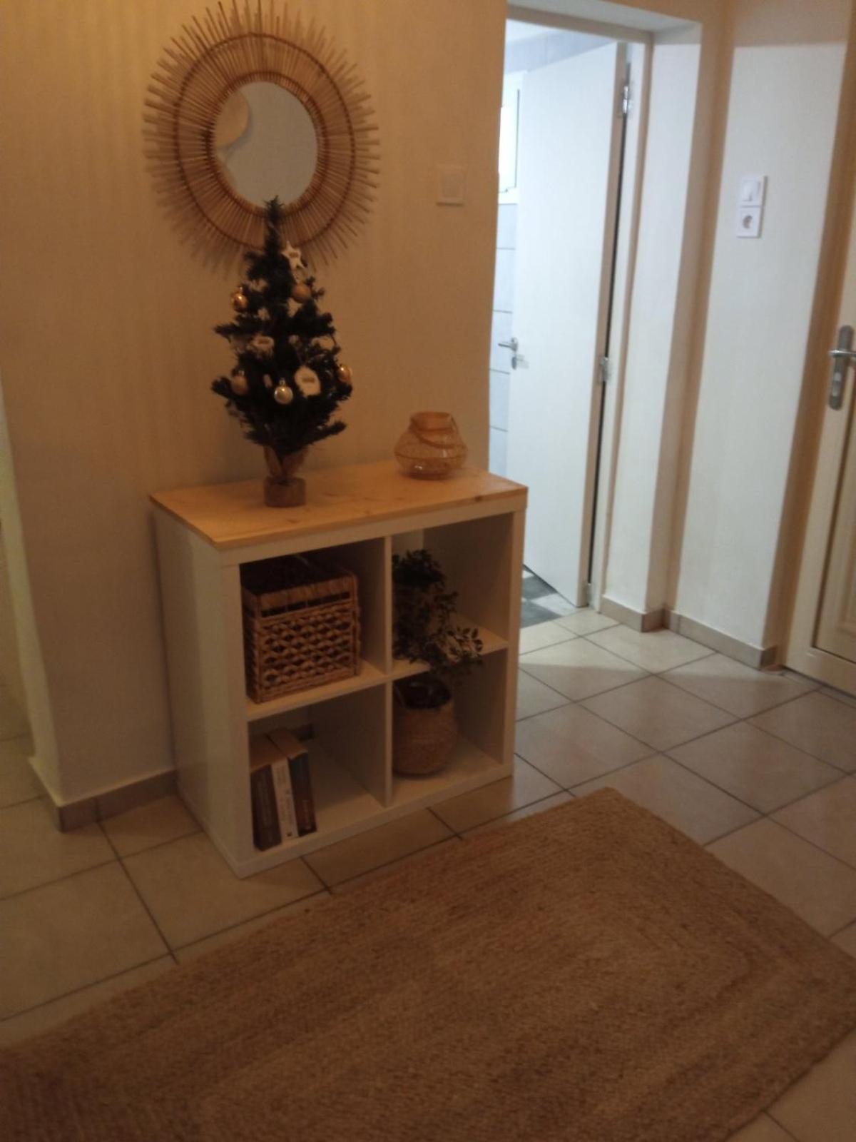 Studio 'Katerina By The Sea' Salamis Room photo